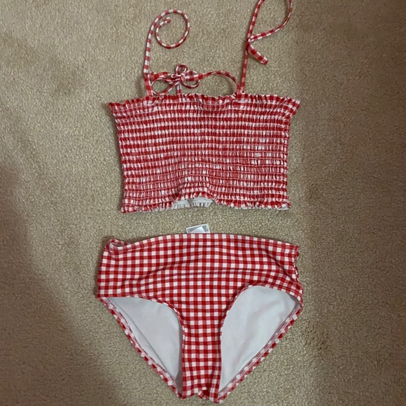 3 bathing suits size 6 - Picture 4 of 6